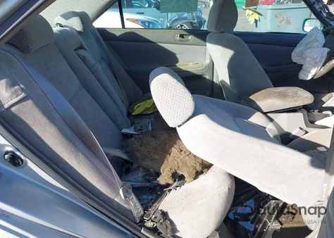 2002 Toyota Camry Le из США, поврежденный, VIN 4T1BE32K32U626501